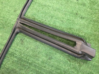Уплотнитель дверей левый SUBARU FORESTER OEM 63521SA010, 63563SA010 SG5 SG9 2003 black 18L
