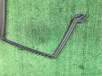 Уплотнитель дверей правый SUBARU FORESTER OEM 63521SA000, 63563SA000 SG5 SG9 2003 black 18L