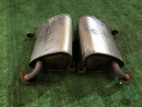 Panelas de escape STI SUBARU LEGACY OEM 44300AG710, 44300AG700 BLE BL5 BL9 2004 EZ30
