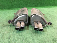 Panelas de escape STI 44300AG710, 44300AG700 SUBARU LEGACY