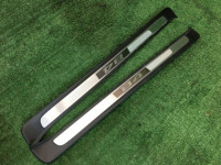 คิ้วชายบันได 94060AG170, 94060AG180 SUBARU LEGACY