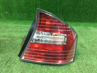 Piloto trasero derecho 84201AG181 SUBARU LEGACY