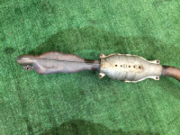 ท่อร่วมไอเสีย Штаны SUBARU LEGACY OEM 44620AA180, 44620AA170 BLE 2004 EZ30