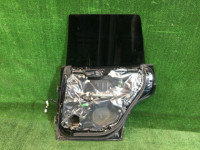 Puerta trasera derecha SUBARU FORESTER OEM 60409SA0029P SG5 SG9 2006 black 32J