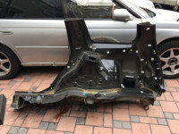 Guarda-lamas traseiro direito SUBARU FORESTER OEM 51439SA0029P SG5 SG9 SG 2006 black 32J