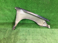 Guarda-lamas dianteiro esquerdo SUBARU FORESTER OEM 57110SA0509P SG5 SG9 2006 black 32J