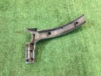 Friso do guarda-lamas traseiro esquerdo SUBARU FORESTER OEM 91119SA270VW SG5 2006 black 32J