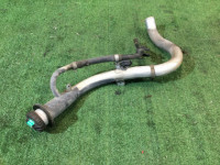 Tubo de enchimento do depósito SUBARU LEGACY OEM 42066FA020 , 42066FA021 BG5 BG9 BD5 BD9 1997 Silver 406