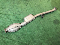 ท่อไอเสียท่อนกลาง SUBARU LEGACY OEM 44200AC000 BG5 BD5 1997 EJ20H