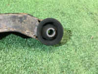 差速器支座 SUBARU LANCASTER OEM 41310AE001 BHE BH9 2000 EJ254