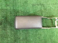 Porta-luvas e apoio de braço SUBARU LANCASTER OEM 92111AE010AD BH9 2000 Silver 9G9