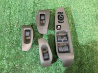 パワーウィンドウ制御ユニット SUBARU LANCASTER OEM 83071AE060, 83071AE040 BHE BH9 2000 EJ254