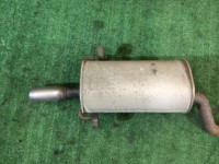 Silencioso trasero SUBARU LANCASTER OEM 44300AE120 BH9 2000 EJ254