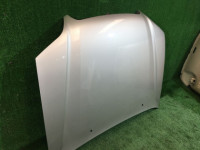 ボンネット SUBARU LANCASTER OEM 57229AE000 BH9 BE9 BH5 BE5 2000 Silver 9G9