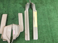 Frisos das embaladeiras SUBARU LANCASTER OEM 94060AE000GE, 94060AE010GE, 94061AE000GE, 94061AE010GE BHE BH9 BH5 2000 Silver 9G9