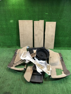 แผงบุห้องเก็บของท้าย 65576AE010, 65576AE010, 95066AE030GG, 95066AE020GG SUBARU LANCASTER