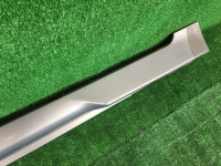 ชายบันไดขวา SUBARU LANCASTER OEM 91111AE080LG BHE BH9 2000 Silver 9G9