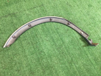 左后轮眉 SUBARU LANCASTER OEM 91111AE030LG BHE BH9 2000 Silver 9G9