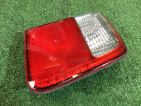 右尾灯 Левый SUBARU FORESTER OEM 84251FC010 SF5 SF9 2000