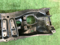 Travessa dianteira SUBARU FORESTER OEM 20100FA011 SF5 1998 EJ20G