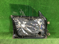 左フロントドア SUBARU FORESTER OEM 61101FC002 SF5 SF9 1998 Black 47A