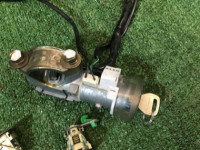 Комплект замков SUBARU FORESTER OEM 57491FC000 SF5 SF9 1998 Black 47A