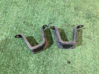 Rear stabilizer bar bracket SUBARU FORESTER OEM 20520AC000, 20520AC010 SF5 SF9 1998 Black 47A
