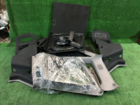 แผงบุห้องเก็บของท้าย 94063FC000OE, 94063FC010OE, 95020FC010OE, 95020FC040OE, 95020FC030OE SUBARU FORESTER