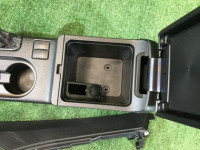 Porta-luvas e apoio de braço высокий SUBARU IMPREZA OEM 92114FG030, 92113AG000JC, 92132FG020JC GE7 2008 silver C3S