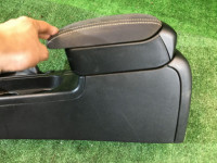 Porta-luvas e apoio de braço высокий SUBARU IMPREZA OEM 92114FG030, 92113AG000JC, 92132FG020JC GE7 2008 silver C3S