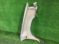 Guarda-lamas dianteiro esquerdo SUBARU FORESTER OEM 57110SA0109P SG5 SG9 2002 silver 01G