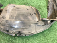 左フロントインナーフェンダー SUBARU FORESTER OEM 59110SA010 SG5 SG9 SG 2002 silver 01G