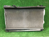 Радиатор двигателя SUBARU FORESTER OEM 45111SA010 SG5 2002 EJ205