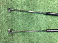 Amortecedores da tampa da bagageira SUBARU FORESTER OEM 60315FC220, 60315FC230 SF9 SF5 SF 2000 white 51E