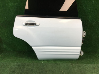 右后门 SUBARU FORESTER OEM 61401FC000 61401FC001 SF9, SF5 2000 white 51E