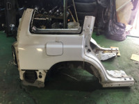 บังโคลนหลังขวา SUBARU FORESTER OEM 51402FC042 SF5 SF9 SF 2000 white 51E