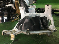 บังโคลนหลังขวา SUBARU FORESTER OEM 51402FC042 SF5 SF9 SF 2000 white 51E