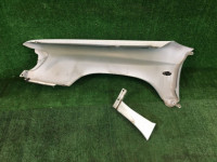 右前翼子板 SUBARU FORESTER OEM 57120FC000 SF5 SF9 SF 2000 white 51E