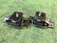 ยางแท่นเครื่อง 41022GA410 41031FA090 41031FA080 SUBARU FORESTER