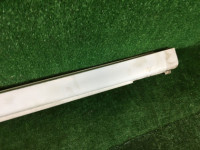 右门槛 SUBARU FORESTER OEM 91057FC080 SF9, SF5 2000 white 51E