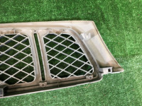 Grelha do radiador SUBARU FORESTER OEM 91065FC140WG SF9 SF5 SF 2000 white 51E
