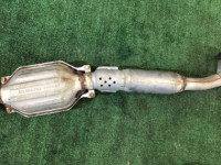 排气中段 SUBARU FORESTER OEM 44200FA020 44221AA051 SF9, SF5 2000 EJ254