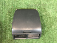 Бардачок На торпедо SUBARU FORESTER OEM 66062FC520OE SF9 SF5 SF 2000 white 51E