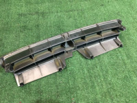 Решетка радиатора SUBARU LEGACY OEM 91061AC201 BD5 BG5 BG9 1996 black 47A