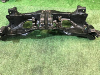 Travessa dianteira SUBARU FORESTER OEM 20101SA010 SG5 2004 EJ202