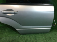 右リアドア SUBARU FORESTER OEM 60409SA0009P 60409SA0019P SG5 2004 silver 01G