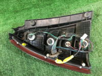 Piloto trasero derecho SUBARU FORESTER OEM 84201SA000 84201SA080 SG5 2004