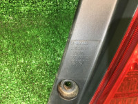Piloto trasero derecho SUBARU FORESTER OEM 84201SA000 84201SA080 SG5 2004