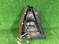 Piloto trasero derecho SUBARU FORESTER OEM 84201SA000 84201SA080 SG5 2004