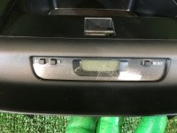 ช่องเก็บของพร้อมนาฬิกา SUBARU FORESTER OEM 66130SA000ML 66130SA010ML SG5 2004 EJ202